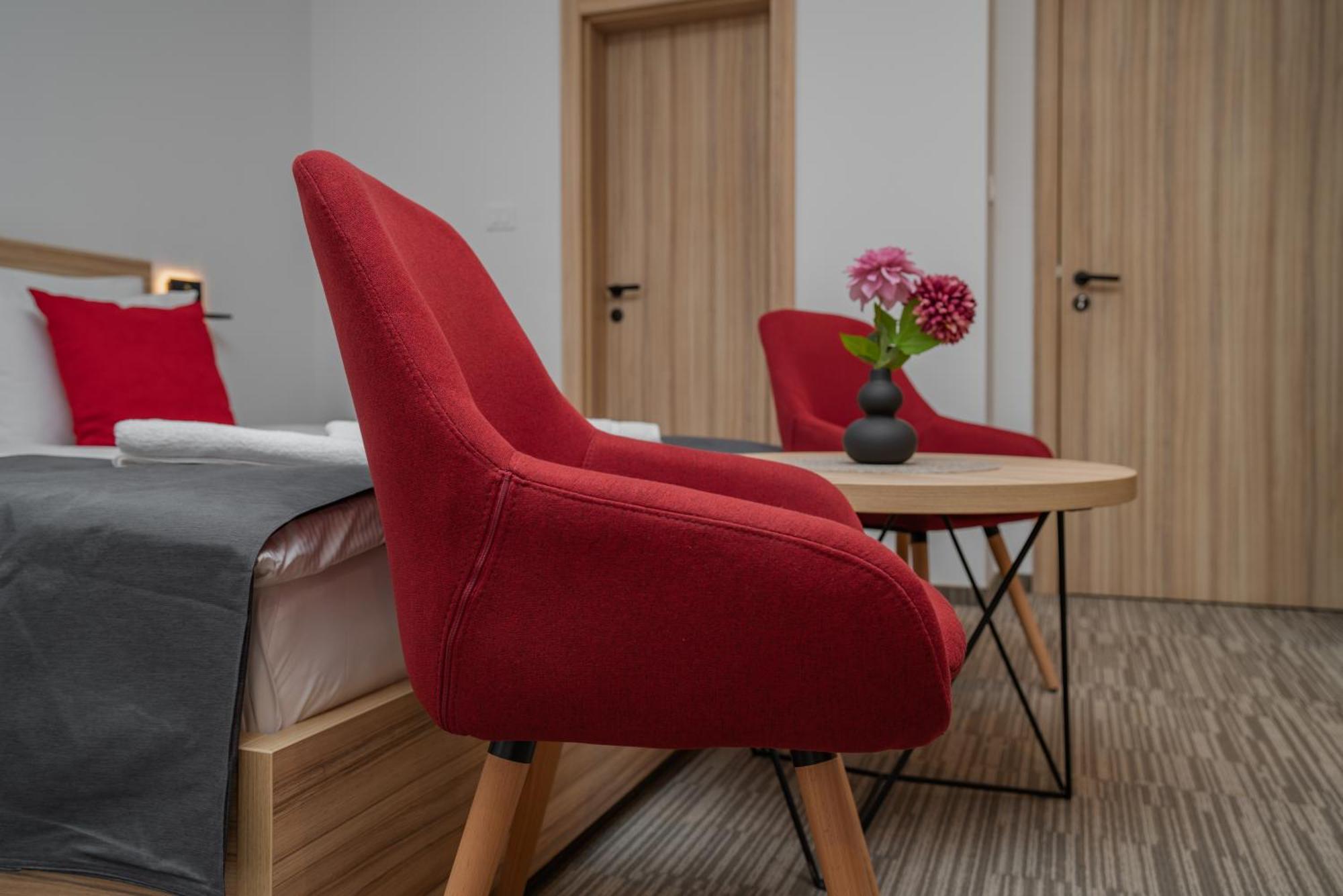 Maestro - Rooms & Restaurant Vukovar Cameră foto